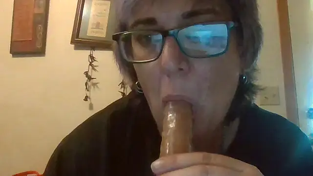 Snapshot of becky1111 chatting on 26, 6, 2026 becky1111 online show from 26, 6, 2026