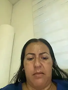 Snapshot of evelyn_harpeery chatting on 22, 5, 2026 evelyn harpeery online show from 22, 5, 2026