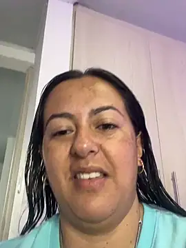 Snapshot of evelyn_harpeery chatting on 23, 5, 2026 evelyn harpeery online show from 23, 5, 2026