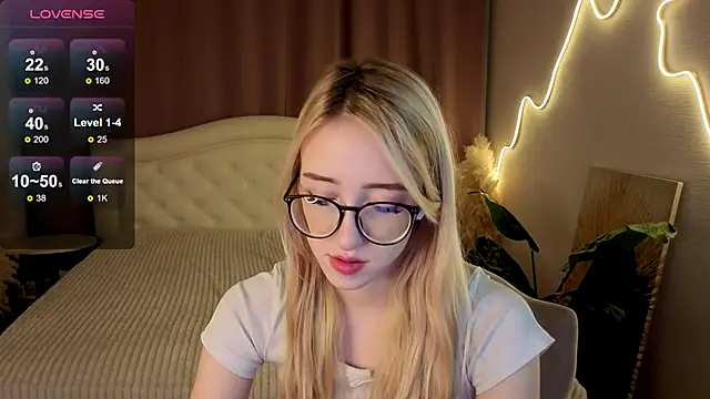 anora baby online show from 23, 12, 2025