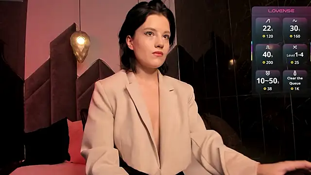 Snapshot of RowenMoon chatting on 25, 2, 2026 RowenMoon online show from 25, 2, 2026