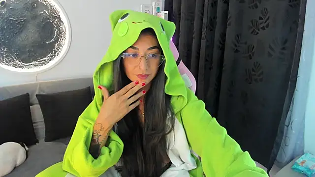 luna martii online show from 10, 1, 2026