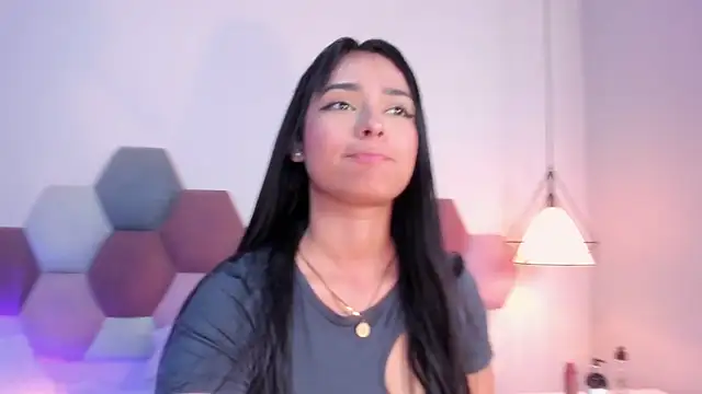 GahiaBelucci online show from 23, 2, 2026