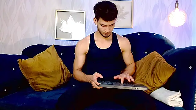 Snapshot of HarryFosster chatting on 4, 6, 2026 HarryFosster online show from 4, 6, 2026