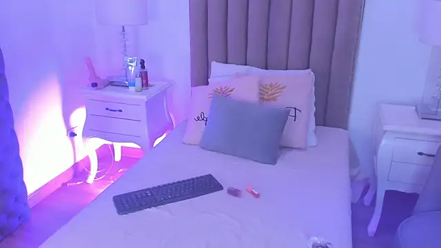 amber  ferrera online show from 5, 2, 2026