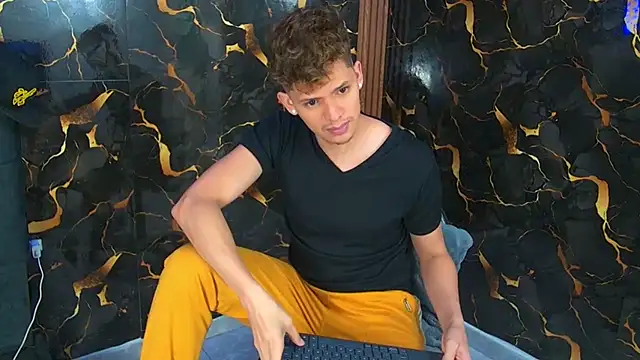 davilap toyboy online show from 12, 1, 2026