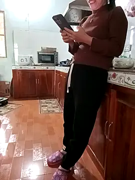 Snapshot of Sweet-Berryy chatting on 11, 2, 2026 Sweet-Berryy online show from 11, 2, 2026