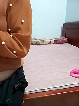 Snapshot of Sweet-Berryy chatting on 14, 2, 2026 Sweet-Berryy online show from 14, 2, 2026