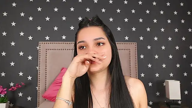 Snapshot of RaquellStar chatting on 24, 2, 2026 RaquellStar online show from 24, 2, 2026