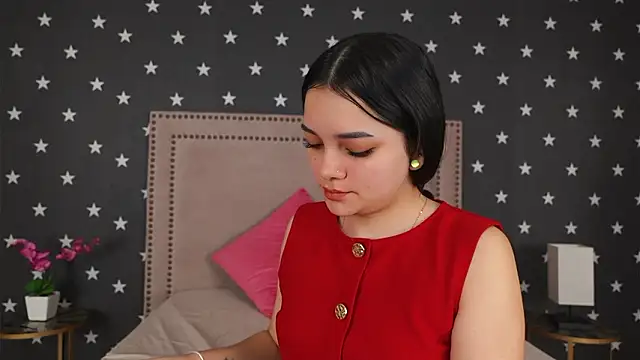 Snapshot of RaquellStar chatting on 28, 2, 2026 RaquellStar online show from 28, 2, 2026