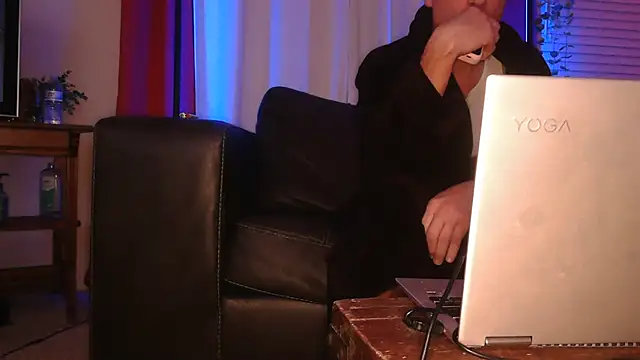 MISTERANDDEMI online show from 23, 12, 2025