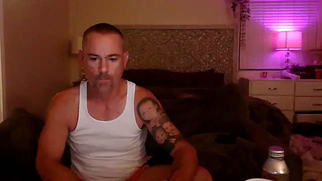 Snapshot of MISTERANDDEMI chatting on 17, 5, 2026 MISTERANDDEMI online show from 17, 5, 2026