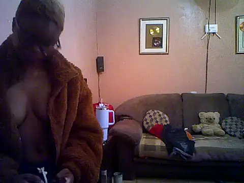 QUEENSasha27 online show from 10, 1, 2026