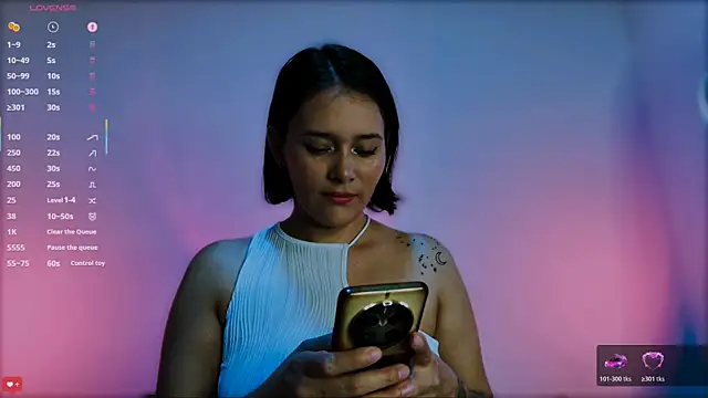 ScarlettRedsins online show from 10, 2, 2026