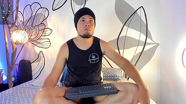 maaxtaylor  online show from 13, 1, 2026