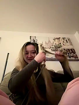 LilyLuck  online show from 7, 1, 2026