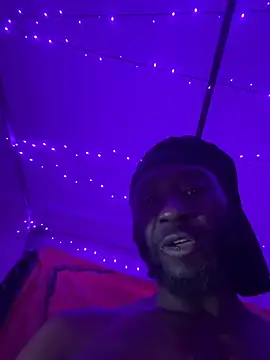 Cantgetenough0069 online show from 13, 4, 2026