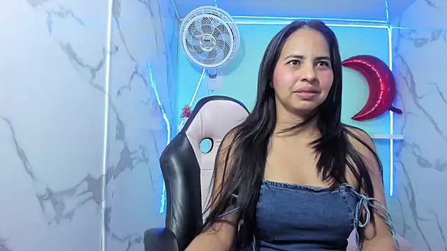 nicol ross19 online show from 3, 2, 2026