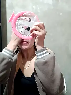 yula-bi online show from 3, 2, 2026