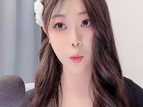 Snapshot of smalldaisy chatting on 18, 1, 2026 smalldaisy online show from 18, 1, 2026