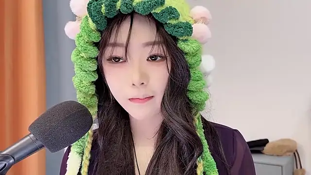 Snapshot of smalldaisy chatting on 3, 2, 2026 smalldaisy online show from 3, 2, 2026