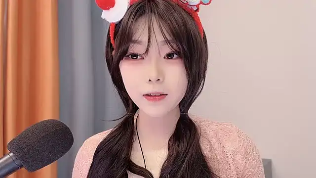 Snapshot of smalldaisy chatting on 7, 2, 2026 smalldaisy online show from 7, 2, 2026