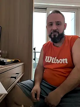 Snapshot of Hairy_bear86 chatting on 6, 3, 2026 Hairy bear86 online show from 6, 3, 2026
