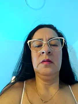 KiaraFoster online show from 9, 2, 2026