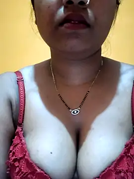 Snapshot of Eashita_01 chatting on 1, 3, 2026 Eashita 01 online show from 1, 3, 2026