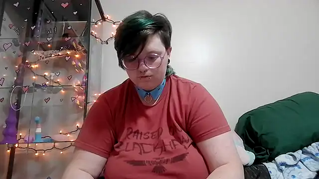 Snapshot of Pupghostt chatting on 11, 2, 2026 Pupghostt online show from 11, 2, 2026