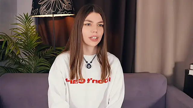 NeidaGowing online show from 20, 12, 2025