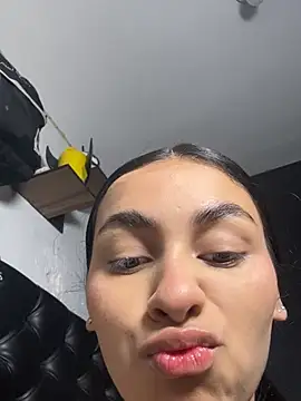 ManuelaEvans  online show from 17, 3, 2026