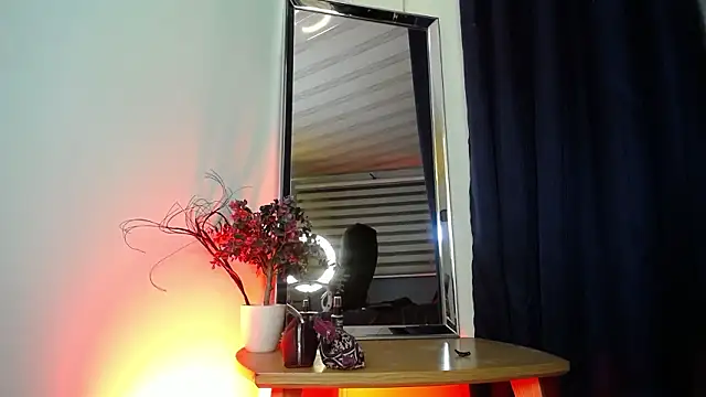 Emilyy05  online show from 15, 2, 2026