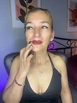 Snapshot of JennaMilf_ chatting on 22, 4, 2026 JennaMilf online show from 22, 4, 2026