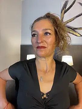 Snapshot of JennaMilf_ chatting on 28, 5, 2026 JennaMilf online show from 28, 5, 2026
