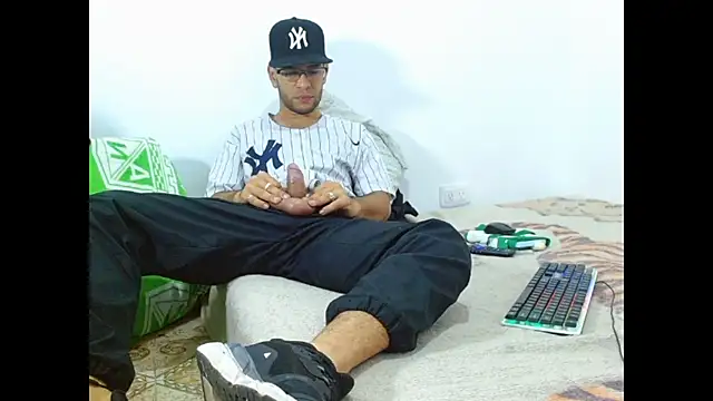 Snapshot of Alphamaster_92 chatting on 23, 6, 2026 Alphamaster 92 online show from 23, 6, 2026