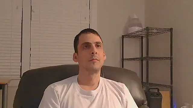 Snapshot of SissyJosh chatting on 8, 2, 2026 SissyJosh online show from 8, 2, 2026