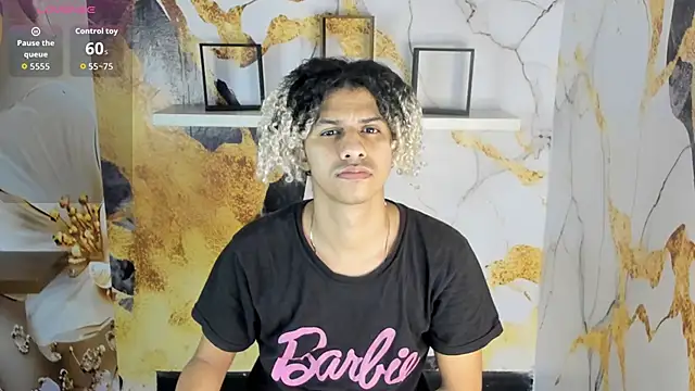 Victor LatinBoy online show from 10, 2, 2026