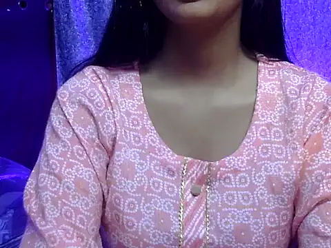 cute Dirty Diva online show from 8, 4, 2026