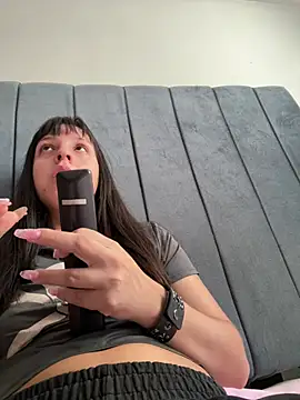 Sofii unicorn online show from 23, 3, 2026