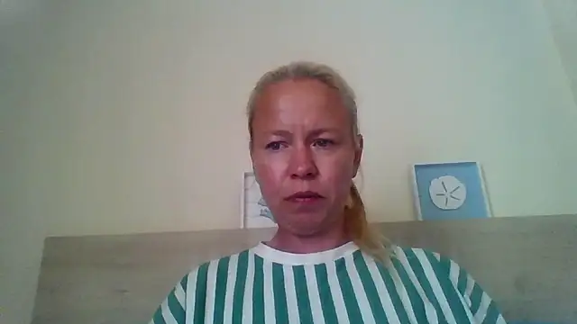 jennyblondeuk online show from 28, 4, 2026