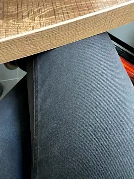 Snapshot of hayxxxal chatting on 4, 3, 2026 hayxxxal online show from 4, 3, 2026