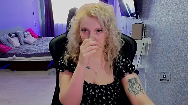 Eva Vibe  online show from 8, 4, 2026