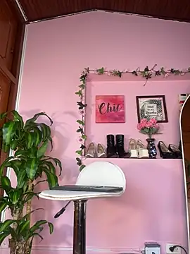 Snapshot of _zoe_bakerr chatting on 22, 4, 2026 zoe bakerr online show from 22, 4, 2026