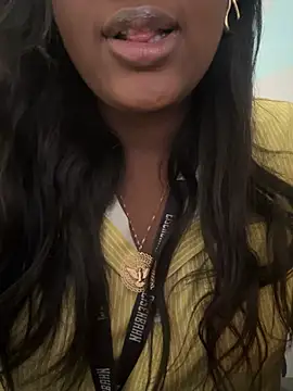 amorasecy online show from 27, 3, 2026