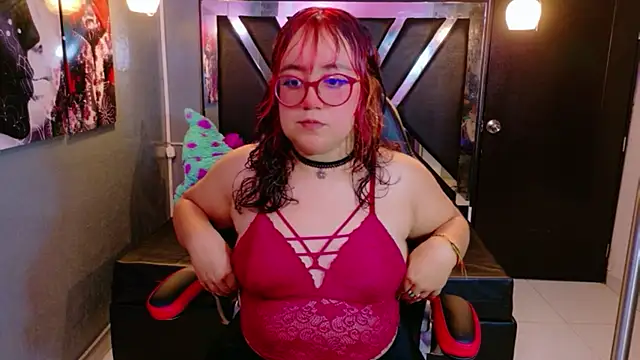 Nami Nerona online show from 13, 1, 2026