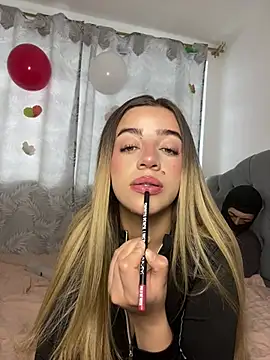 cute emmma online show from 17, 2, 2026