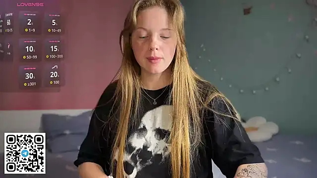 Snapshot of steffi_meoww chatting on 7, 7, 2026 steffi meoww online show from 7, 7, 2026