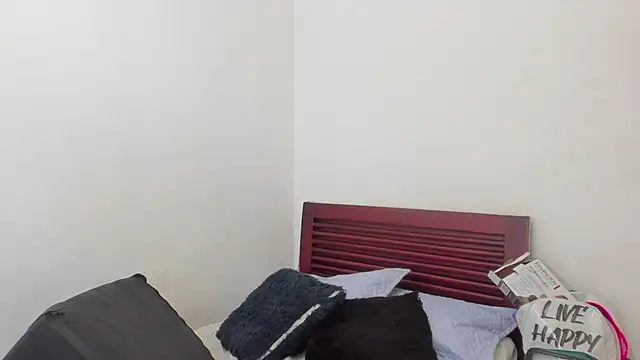 Megansweetcome online show from 4, 6, 2026