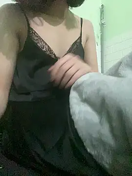 Snapshot of Mailisa_Hoa chatting on 19, 2, 2026 Mailisa Hoa online show from 19, 2, 2026